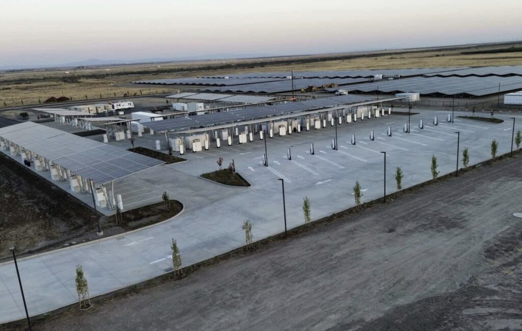 Supercharge Oasis Tesla Lost Hills California